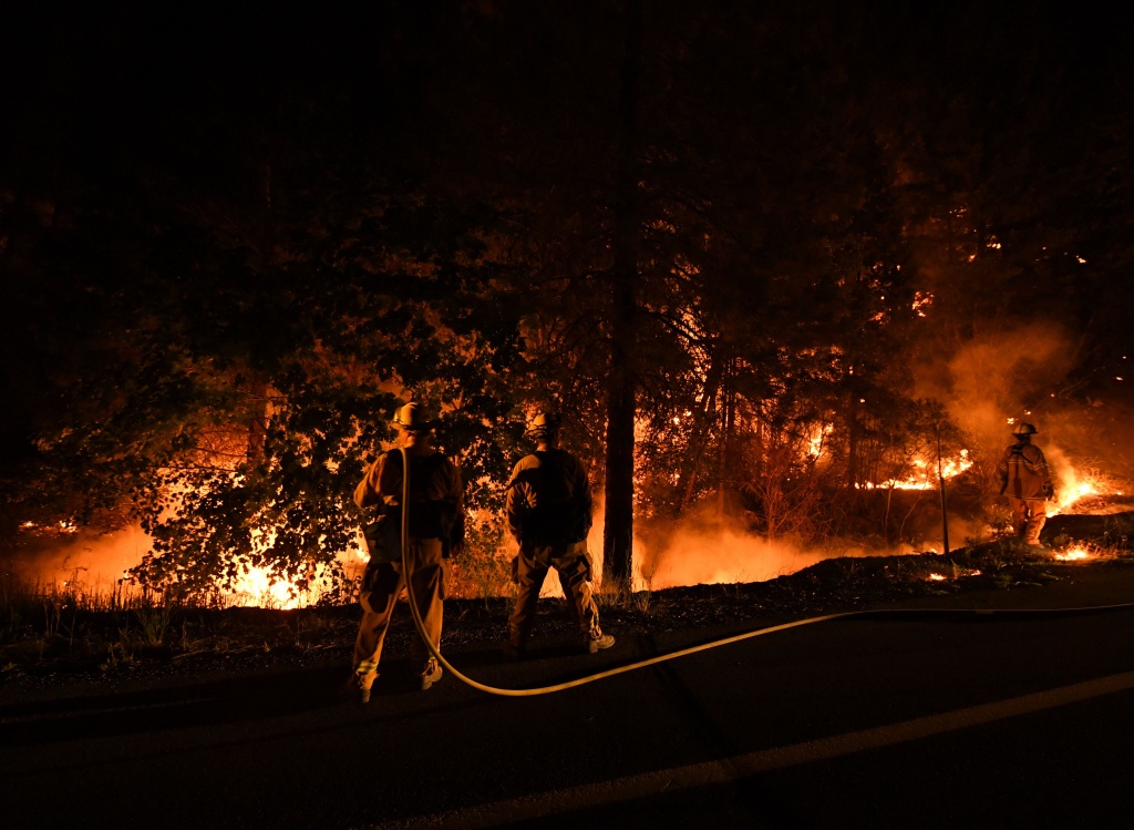 2018 California Wildfire Map Shows 14 Active Fires | Time - California Fire Heat Map