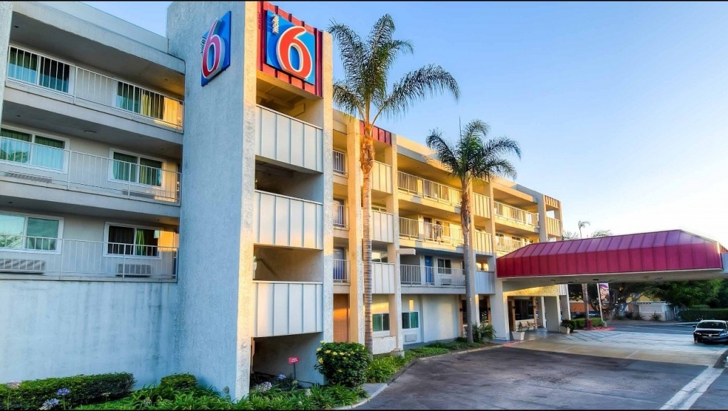 Motel 6 Anaheim Maingate Hotel In Anaheim Ca ($89+) | Motel6 - Motel 6 California Map