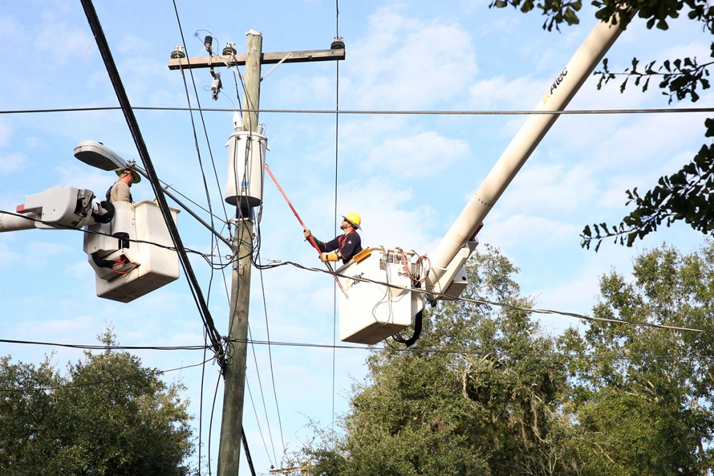 Tracking The Pace Of Power Restoration In Florida After Hurricane - Florida Public Utilities Power Outage Map